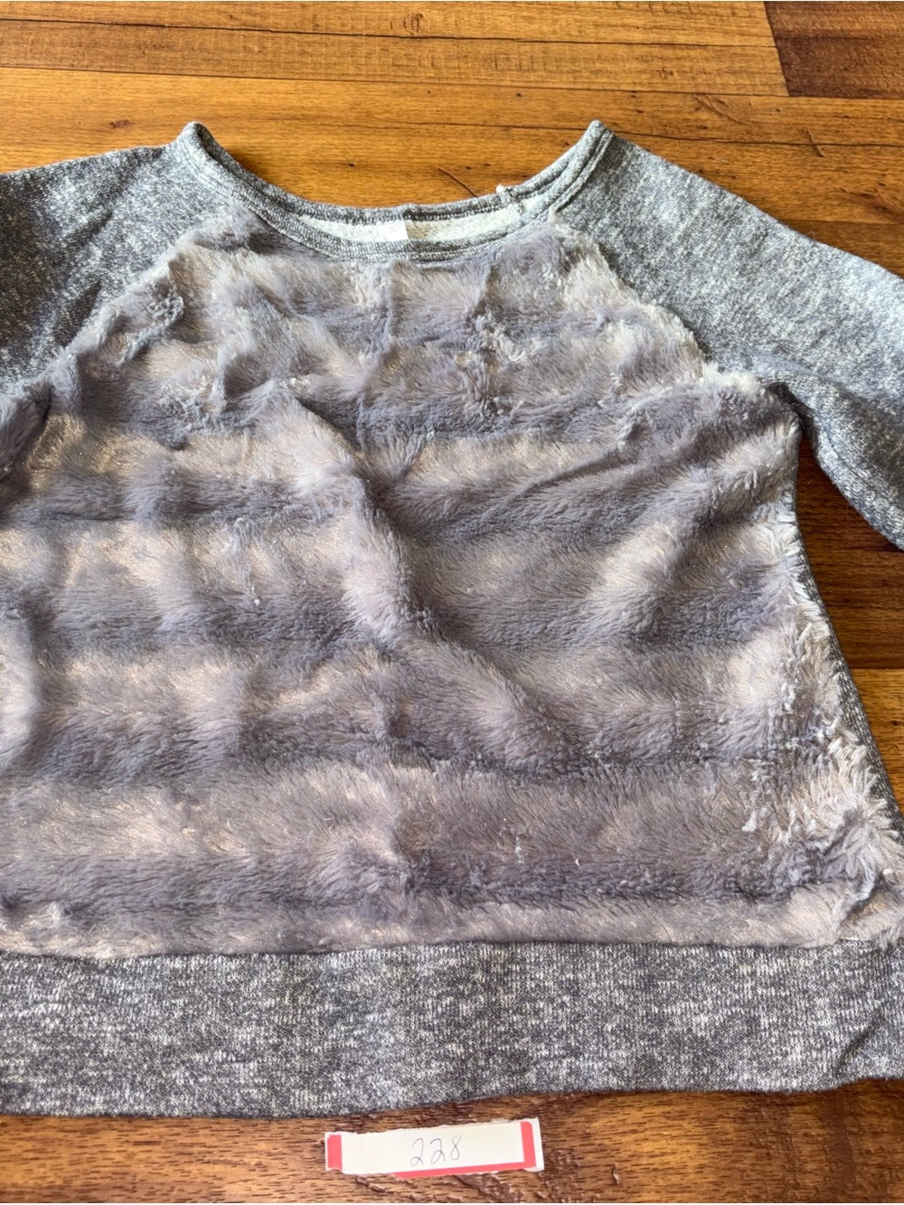 Xhilaration Girls Gray Faux Fur Panel Sweatshirt Pullover Size Large L 10-12